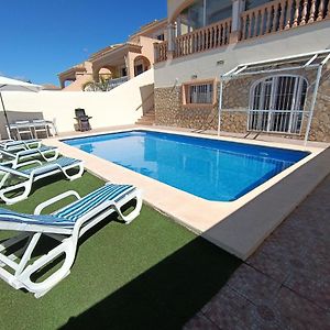 Villa Noemi, Con Piscina Privada